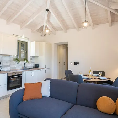 Дом отдыха Mirtula House