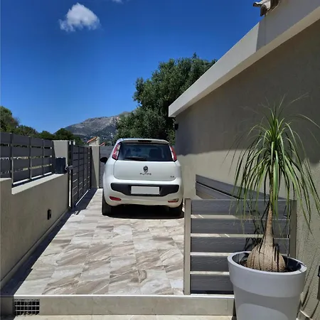 Mirtula House Nyaraló